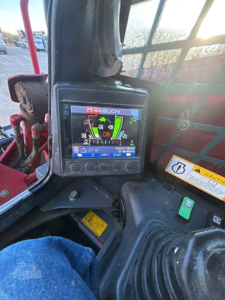 2023 Takeuchi TL12R2